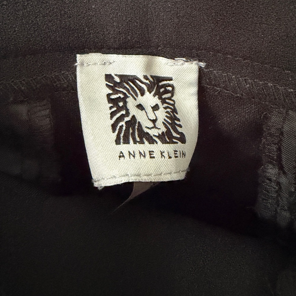 Like New Anne Klein Flat Front Black Dress Pants 6 - Picture 3 of 3